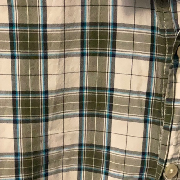 Place White and Gray Button Down Shirt - Picture 2 of 7